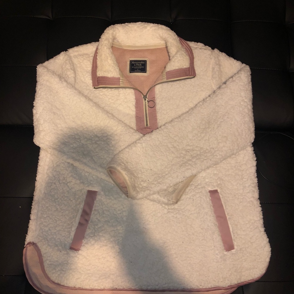 Abercrombie and Fitch Fleece Pullover - Picture 3 of 5